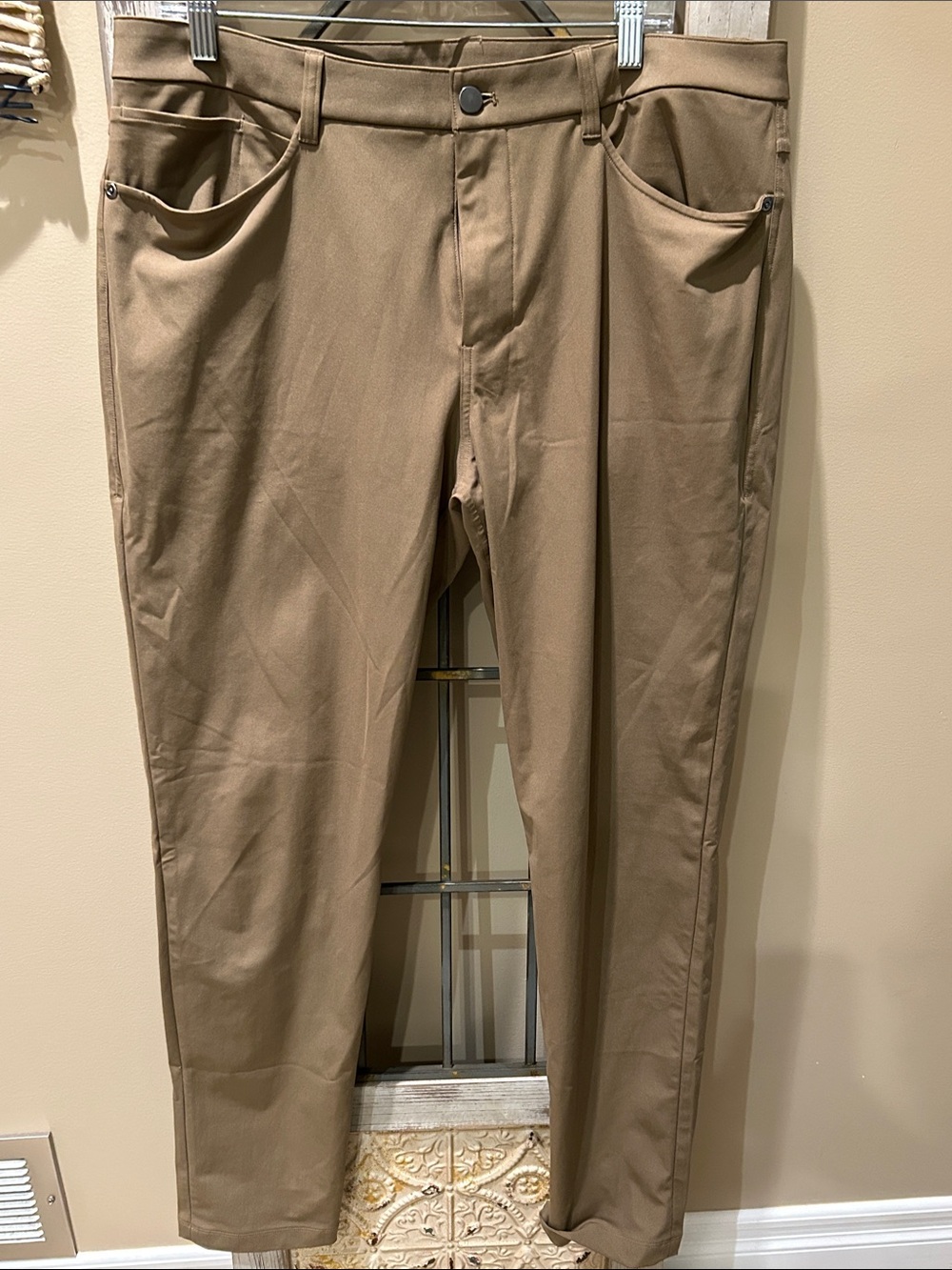 lululemon athletica Men's ABC Slim Chino Pants in Tan